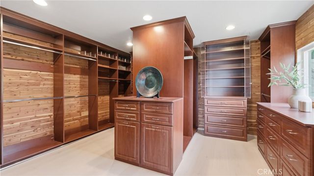 31 Saint Tropez, Newport Beach, CA 92660