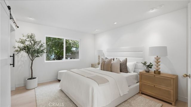 31 Saint Tropez, Newport Beach, CA 92660