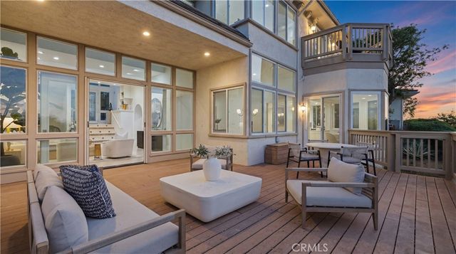31 Saint Tropez, Newport Beach, CA 92660