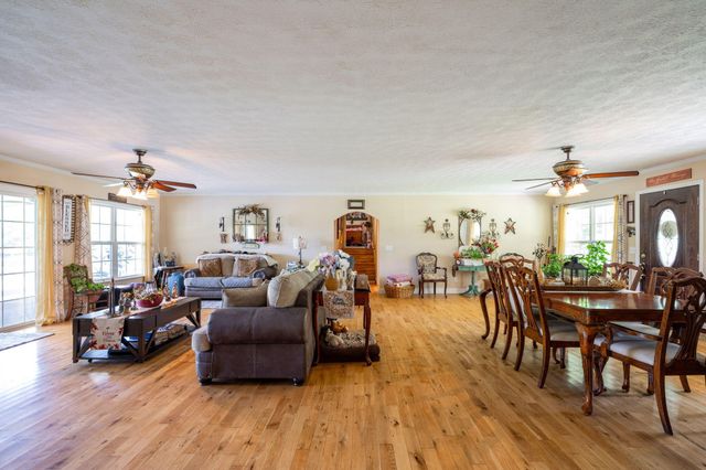 222 Bennie Camp Road, Dunlap, TN 37327