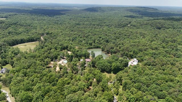222 Bennie Camp Road, Dunlap, TN 37327