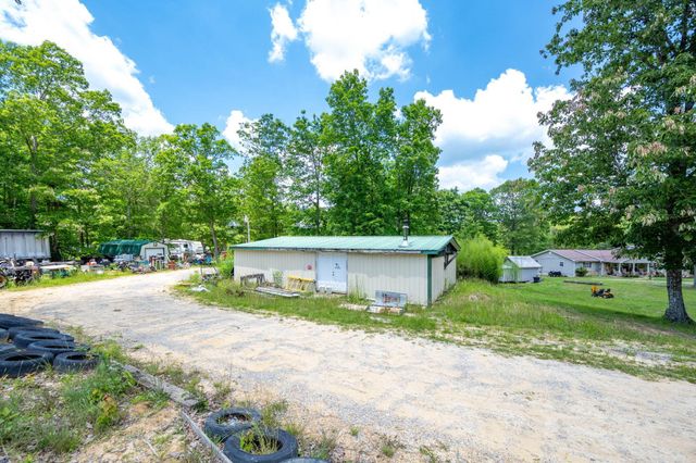 222 Bennie Camp Road, Dunlap, TN 37327