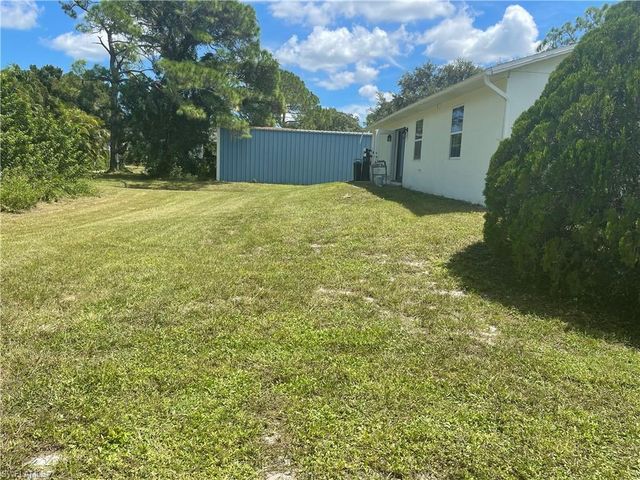 2726 5th ST SW, Lehigh Acres, FL 33976