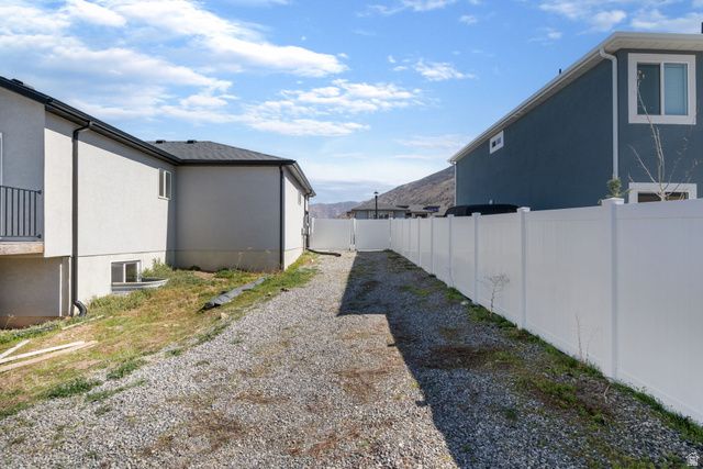358 S CANYON OVERLOOK DR, Tooele, UT 84074
