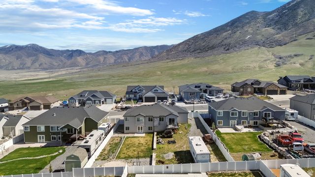 358 S CANYON OVERLOOK DR, Tooele, UT 84074
