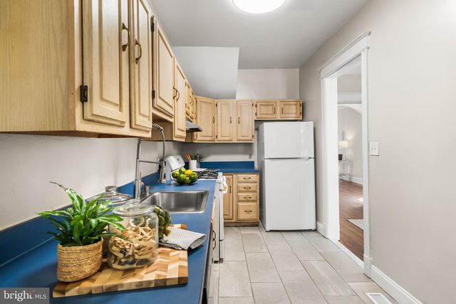 3350 18TH ST NW, Washington, DC 20010