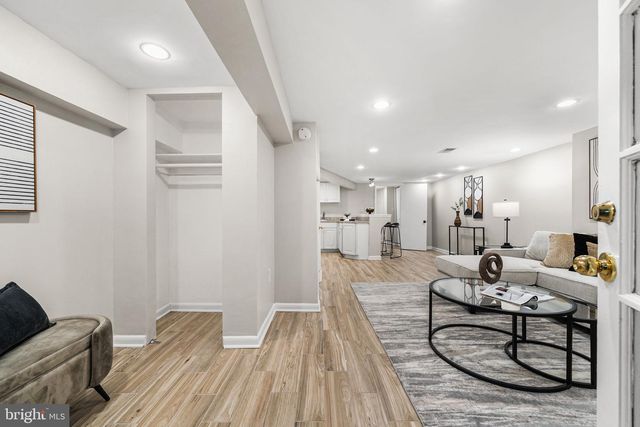 3350 18TH ST NW, Washington, DC 20010