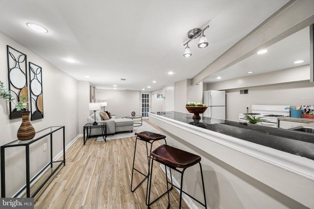 3350 18TH ST NW, Washington, DC 20010
