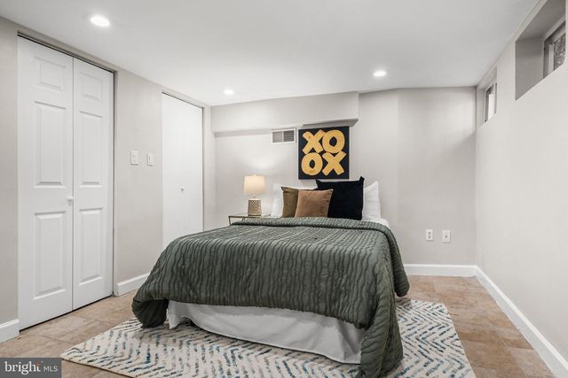3350 18TH ST NW, Washington, DC 20010