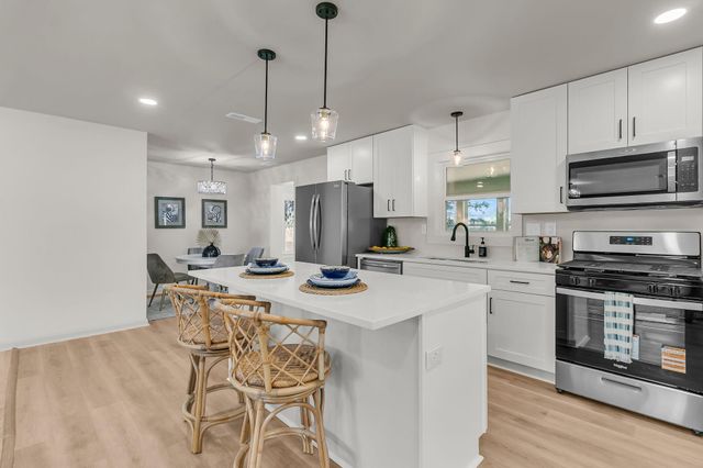 1017 San Juan Avenue, Charleston, SC 29407