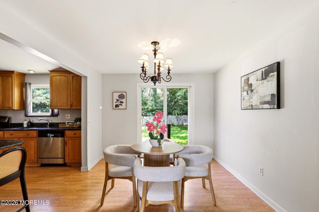107 Ridge Drive, Toms River, NJ 08753