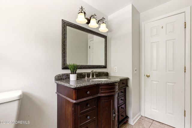 107 Ridge Drive, Toms River, NJ 08753