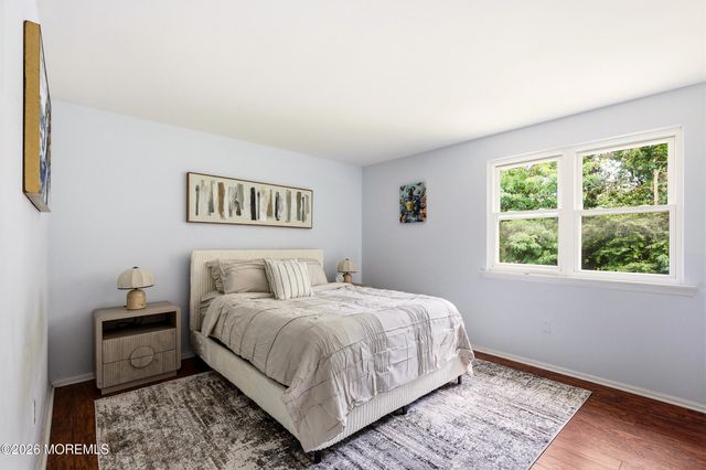 107 Ridge Drive, Toms River, NJ 08753