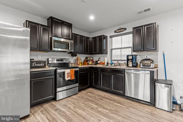 23 FOXWOOD DR, Gilbertsville, PA 19525