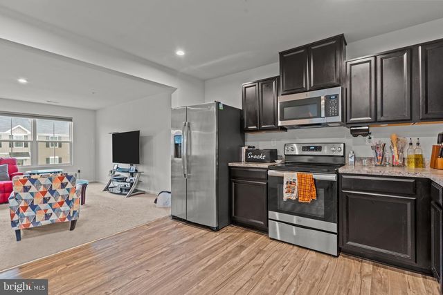 23 FOXWOOD DR, Gilbertsville, PA 19525