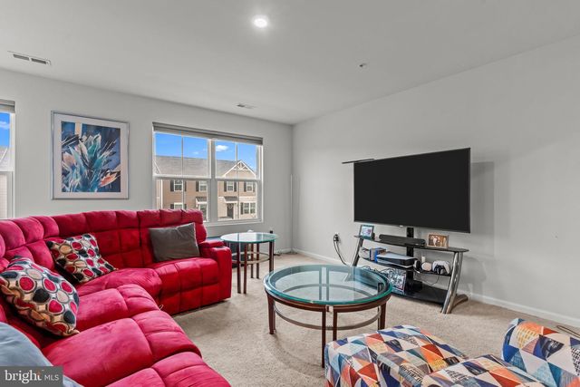 23 FOXWOOD DR, Gilbertsville, PA 19525