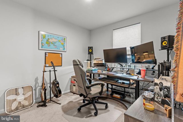 23 FOXWOOD DR, Gilbertsville, PA 19525