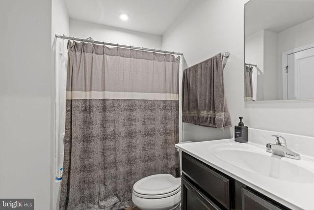 23 FOXWOOD DR, Gilbertsville, PA 19525