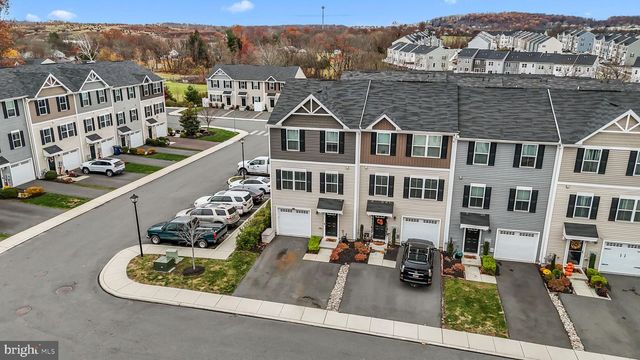 23 FOXWOOD DR, Gilbertsville, PA 19525