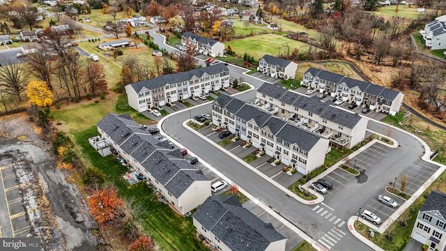 23 FOXWOOD DR, Gilbertsville, PA 19525