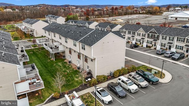 23 FOXWOOD DR, Gilbertsville, PA 19525