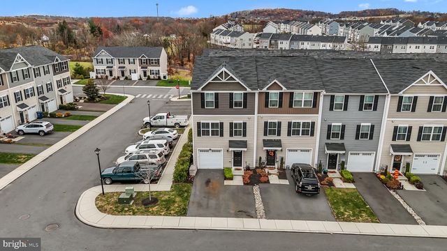 23 FOXWOOD DR, Gilbertsville, PA 19525