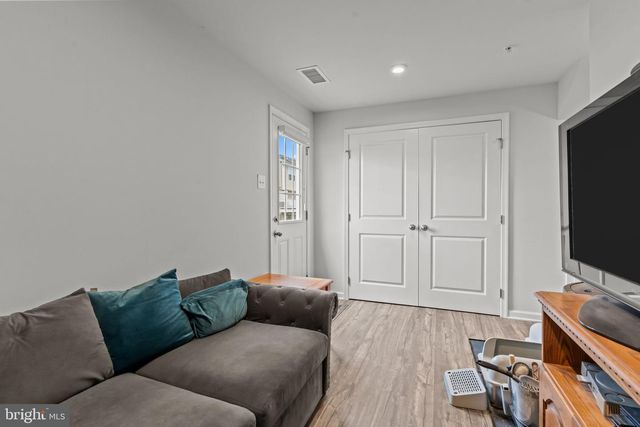 23 FOXWOOD DR, Gilbertsville, PA 19525