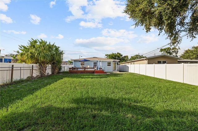 4122 W GRAY STREET, Tampa, FL 33609