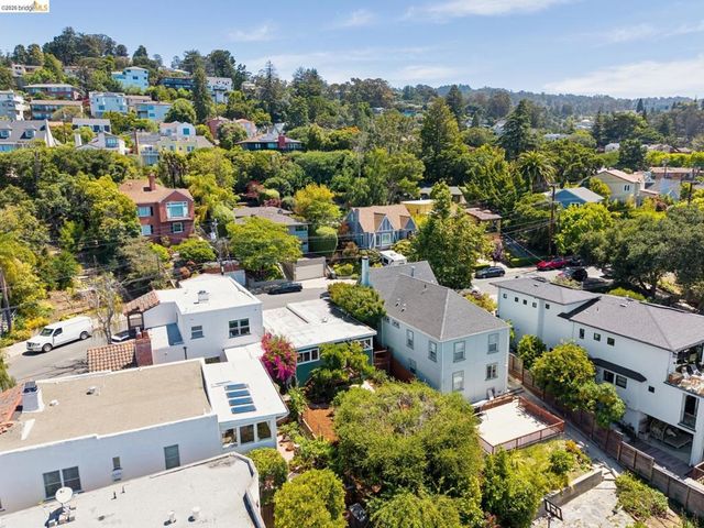 1915 Clemens Rd, Oakland, CA 94602