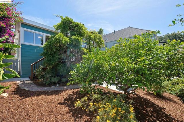 1915 Clemens Rd, Oakland, CA 94602