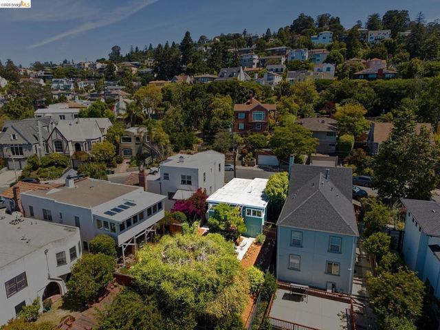 1915 Clemens Rd, Oakland, CA 94602