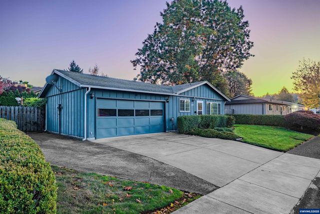 1110 Genie Ct SE, Salem, OR 97306