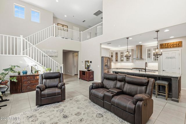 17327 W STRAIGHT ARROW Lane, Surprise, AZ 85387