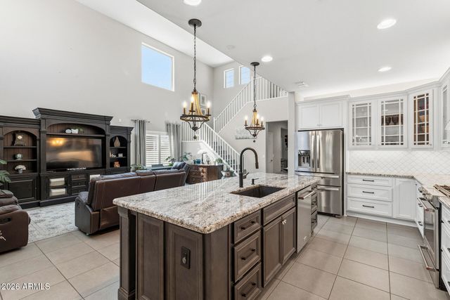 17327 W STRAIGHT ARROW Lane, Surprise, AZ 85387