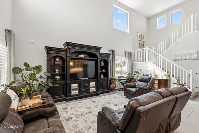 17327 W STRAIGHT ARROW Lane, Surprise, AZ 85387