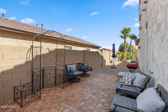 17327 W STRAIGHT ARROW Lane, Surprise, AZ 85387
