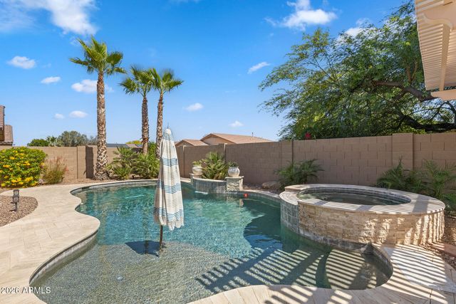 17327 W STRAIGHT ARROW Lane, Surprise, AZ 85387