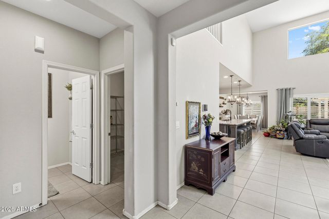 17327 W STRAIGHT ARROW Lane, Surprise, AZ 85387