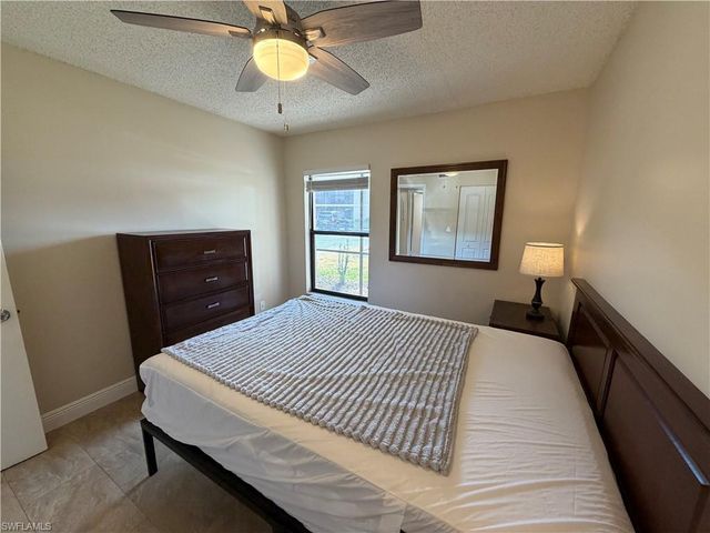 5327 Summerlin RD 2707, Fort Myers, FL 33919