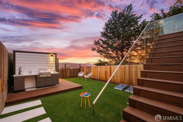 15 Shields Street, San Francisco, CA 94132