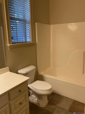 10655 Woodland Oaks, Baton Rouge, LA 70809