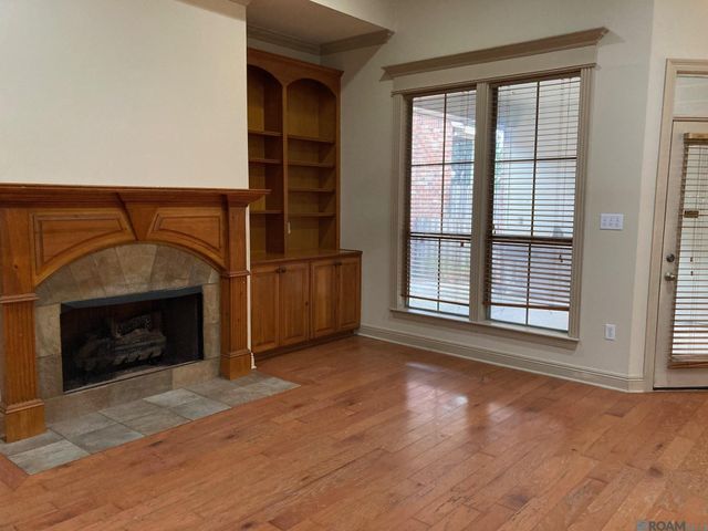 10655 Woodland Oaks, Baton Rouge, LA 70809