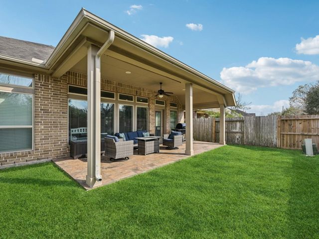 10018 Foggy River, Missouri City, TX 77459