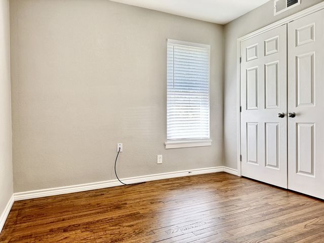 101 Twining Drive, Denison, TX 75020