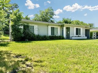 101 Twining Drive, Denison, TX 75020