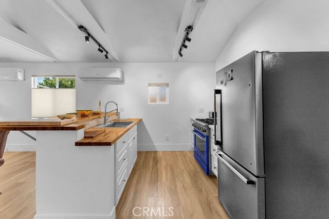 640 S Calle Palo Fierro, Palm Springs, CA 92264