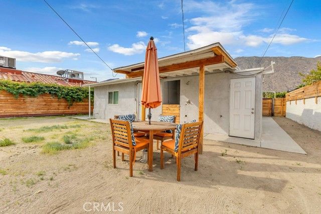 640 S Calle Palo Fierro, Palm Springs, CA 92264