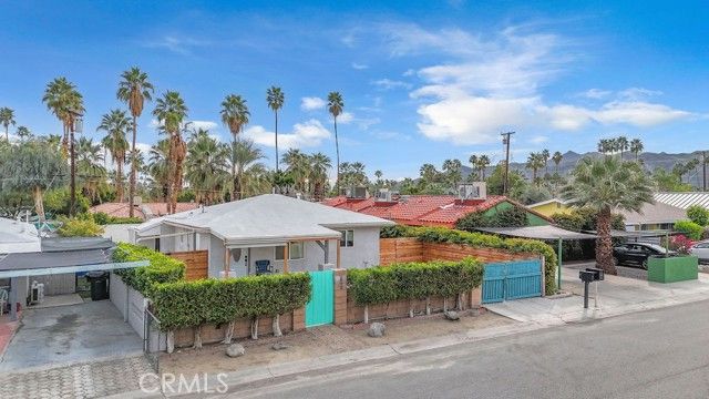 640 S Calle Palo Fierro, Palm Springs, CA 92264