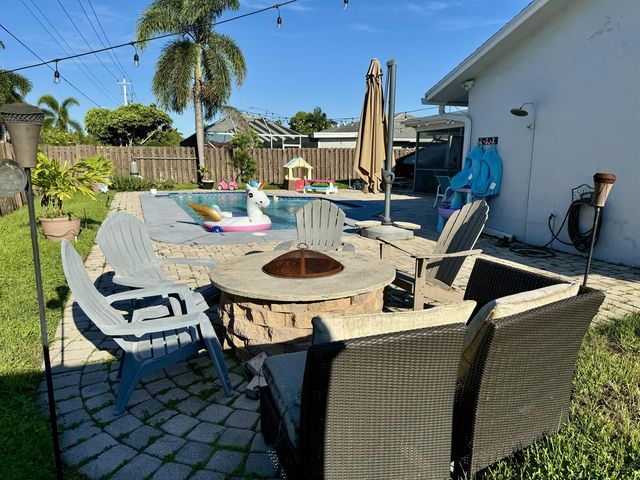1381 Wyndcliff, Wellington, FL 33414