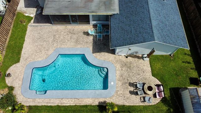 1381 Wyndcliff, Wellington, FL 33414